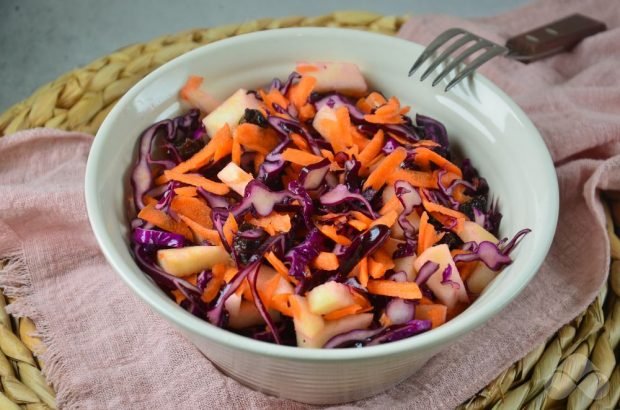 Салат из красной капусты с чесноком — рецепт с фото