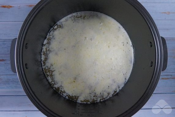 Масло ГХИ в мультиварке – фото приготовления рецепта, шаг 4