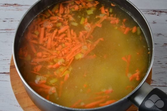Рыбный суп с овощами – фото приготовления рецепта, шаг 3