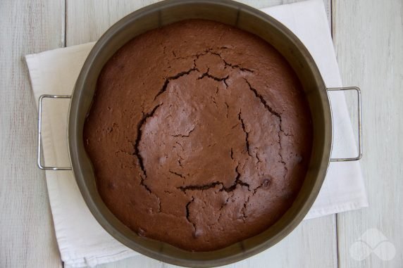 Шоколадный пирог на молоке – фото приготовления рецепта, шаг 5