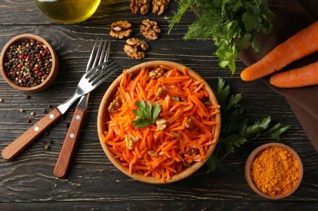 Морковь по-корейски с карри и грецкими орехами