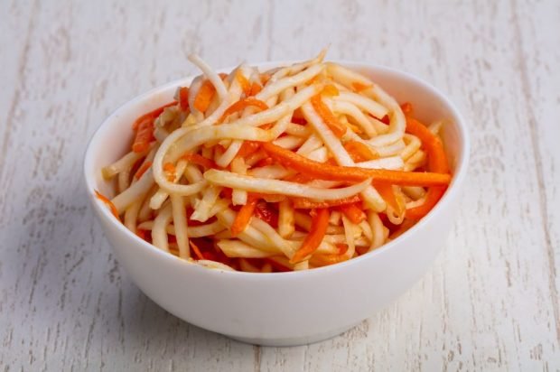 Морковь по-корейски с дайконом