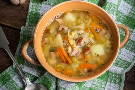 Гороховый суп с овощами