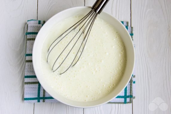 Кислое молоко — 10 рецептов блюд