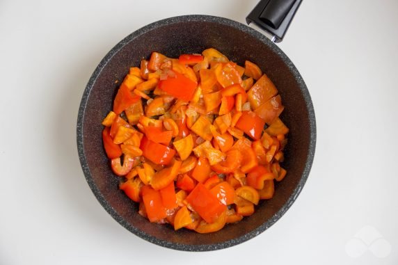 Густой гороховый суп с болгарским перцем – фото приготовления рецепта, шаг 3