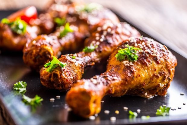 Сочная жареная курица на сковороде: простой и вкусный рецепт | ⨳В⨳к⨳у⨳с⨳н⨳ы⨳й⨳ ⨳м⨳и⨳р⨳ | Дзен