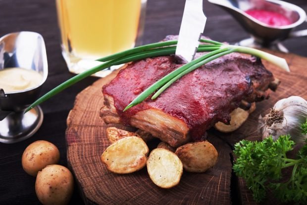 Свиные ребрышки с картошкой – простой и вкусный рецепт, как приготовить .