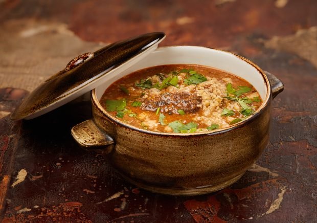 Классический рецепт супа харчо по-грузински с говядиной и рисом