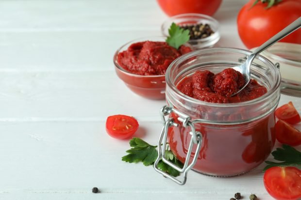 Tomato paste from tomatoes at home for the winter