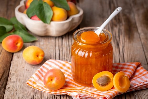 Apricot Jam-Five Minute Seedless