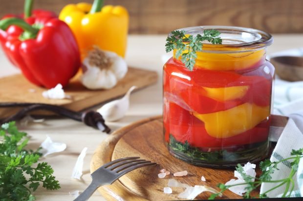 Pickled peppers without sterilization for the winter