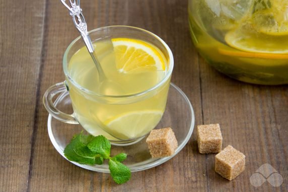 Чай с мятой, апельсином и лимоном – фото приготовления рецепта, шаг 3
