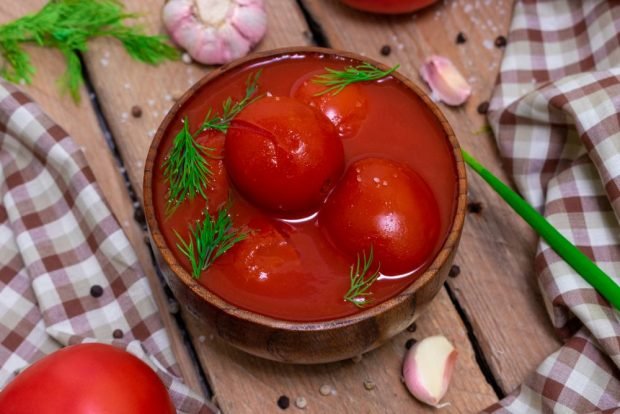 Способ приготовления помидоров в собственном соку
