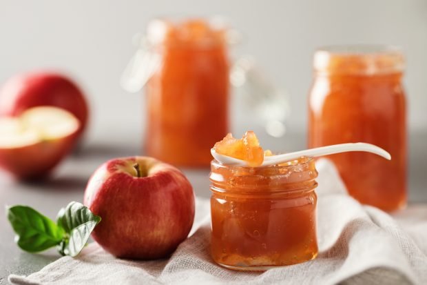 Маринованные яблоки в банках на зиму – простой и вкусный рецепт, как приготовить пошагово