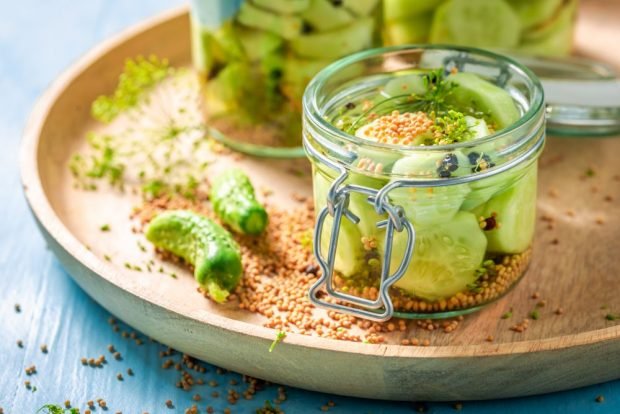 Finnish-style cucumbers with mustard seeds for the winter in jars