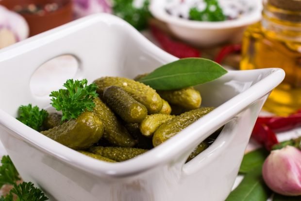 Hungarian-style pickled cucumbers for the winter