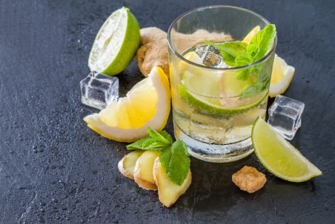 Лимонад имбирь-мята-лимон
