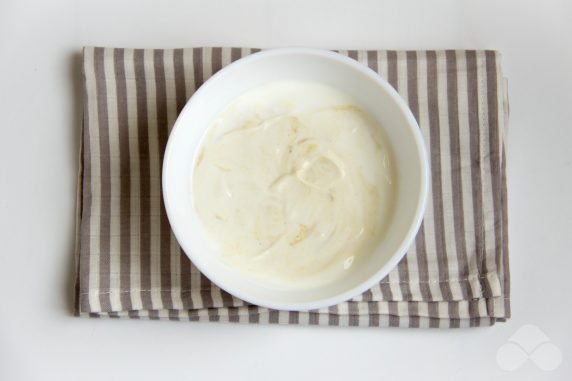 Соус на йогурте для шаурмы – фото приготовления рецепта, шаг 2