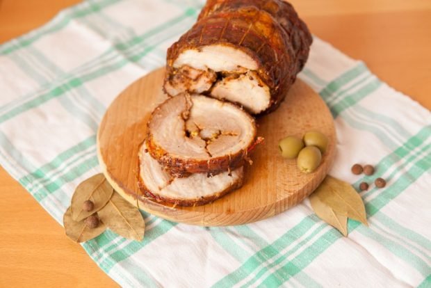 Рулет из свинины в духовке к праздничному столу - оригинальный рецепт с пошаговыми фото