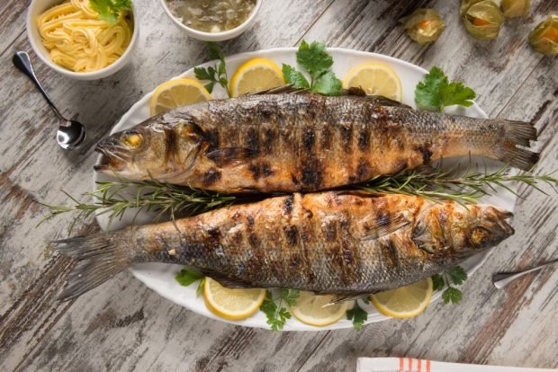 Простые и быстрые маринады для рыбы на мангале – «Еда»