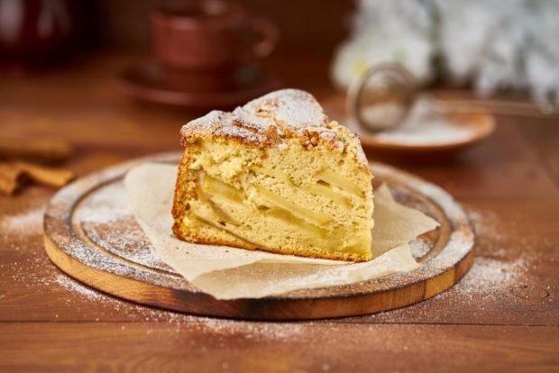 Пирог с яблоками в мультиварке - простой и вкусный рецепт с пошаговыми фото
