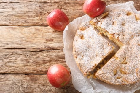 Ингредиенты для «Яблочный пирог на сметане»: