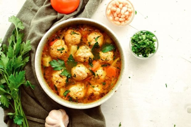 Суп с фрикадельками и красной фасолью — steklorez69.ru